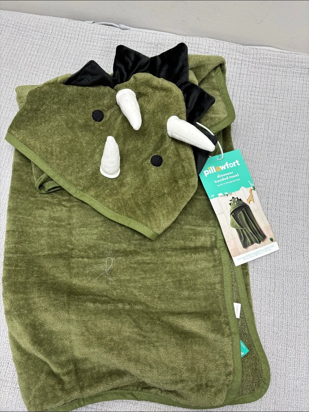 Pillowfort Dinosaur Kids Hooded Towel 25